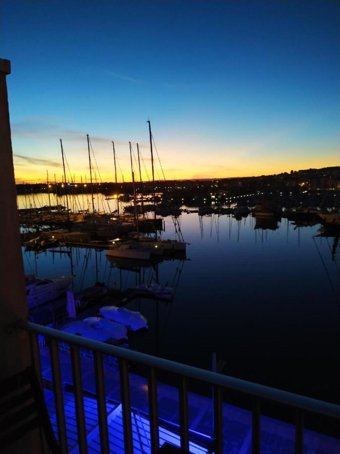Studio Cap D Agde Vue Port Екстериор снимка